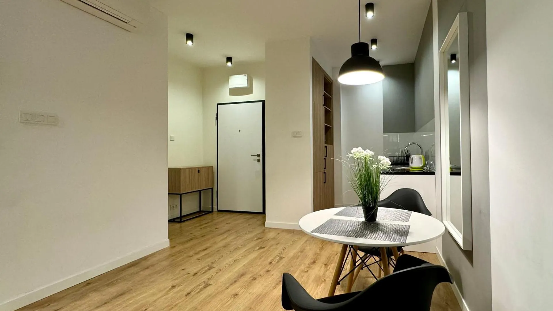 K22 Expo XXI Slawinska 6/510 Apartment Warsaw